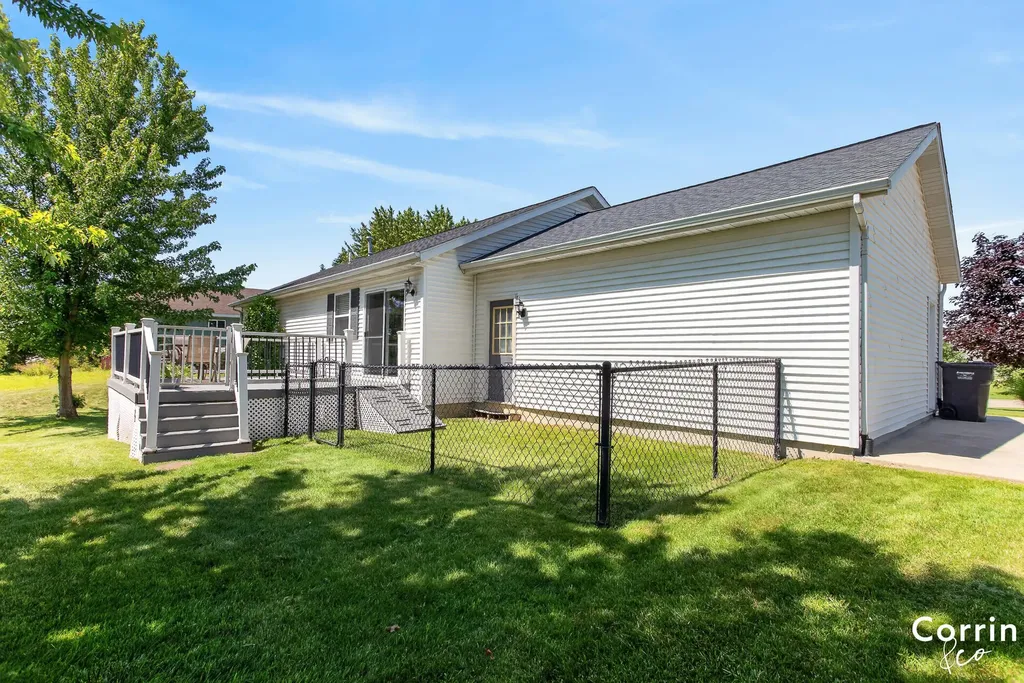 2146 E Maple Court Zeeland Charter Township MI 49464
