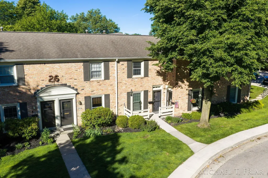 2429 Cranden Drive SE Grand Rapids City MI 49506