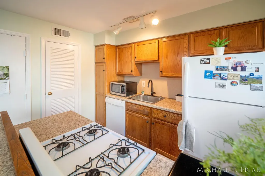 2429 Cranden Drive SE Grand Rapids City MI 49506