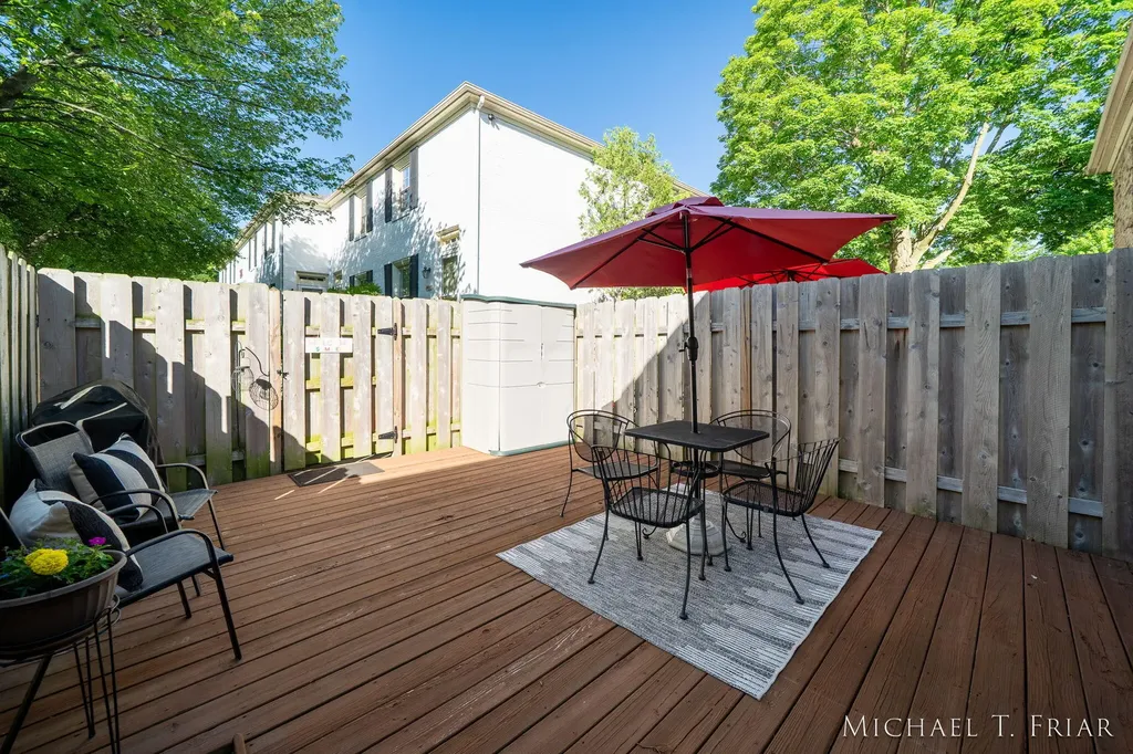 2429 Cranden Drive SE Grand Rapids City MI 49506