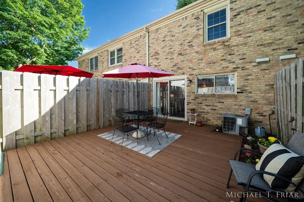 2429 Cranden Drive SE Grand Rapids City MI 49506