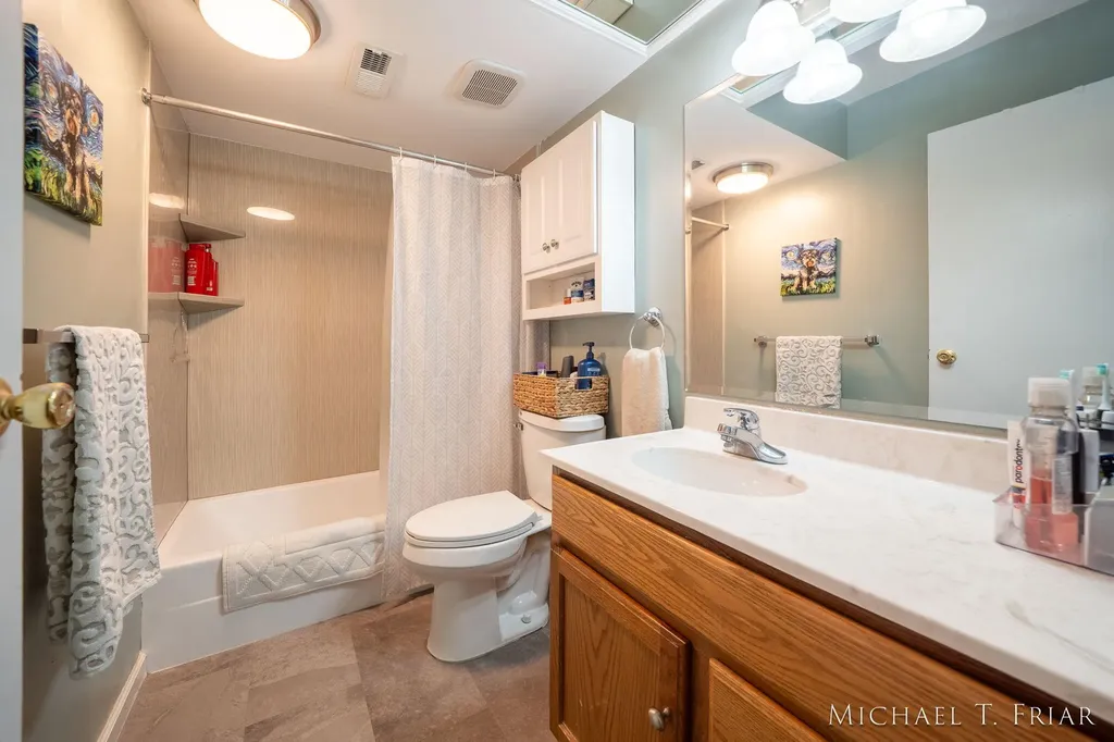 2429 Cranden Drive SE Grand Rapids City MI 49506