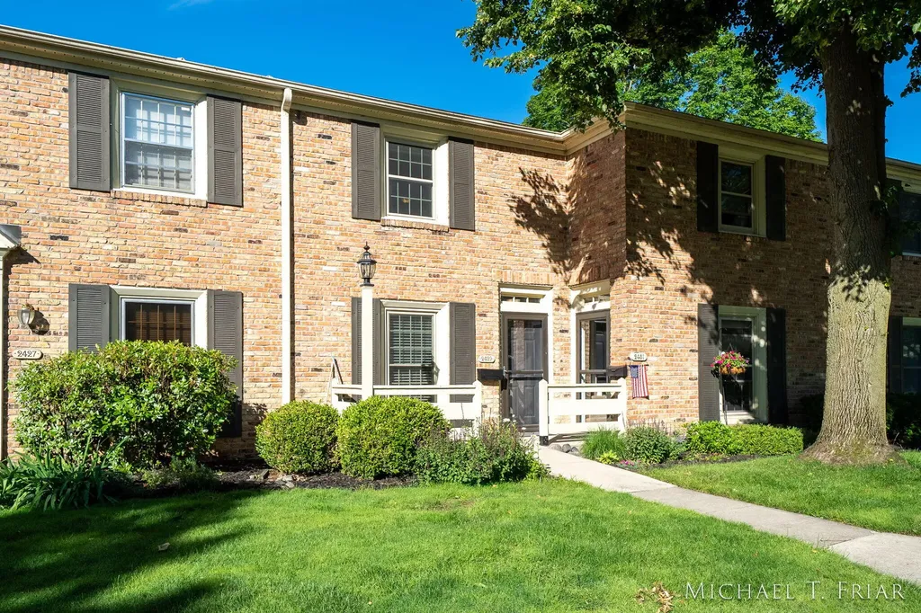 2429 Cranden Drive SE Grand Rapids City MI 49506