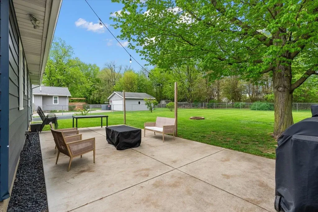 2538 Rosewood Street Georgetown Charter Township MI 49428