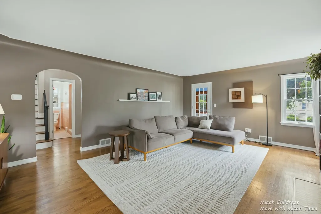 3736 Prairie Street SW Grandville City MI 49418