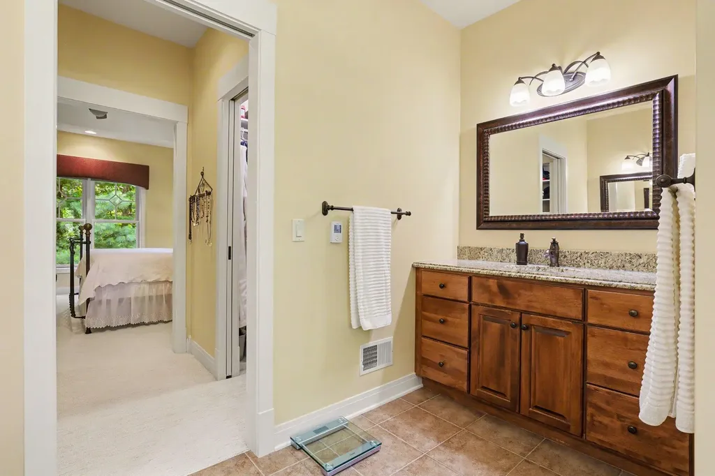 4492 Oak Arbor Drive NE Plainfield Charter Township MI 49525