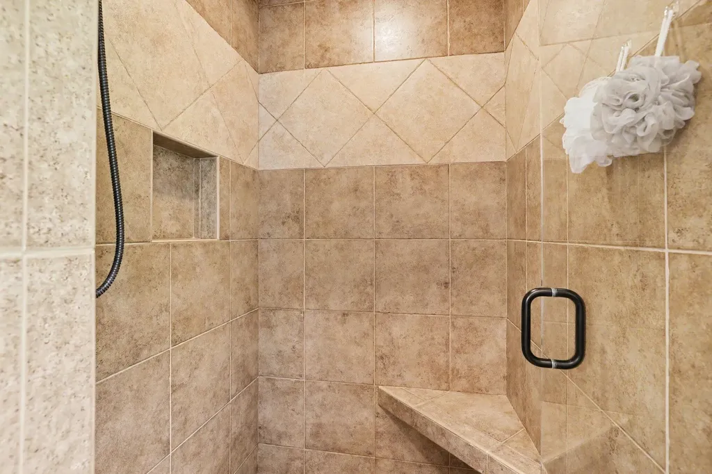 4492 Oak Arbor Drive NE Plainfield Charter Township MI 49525