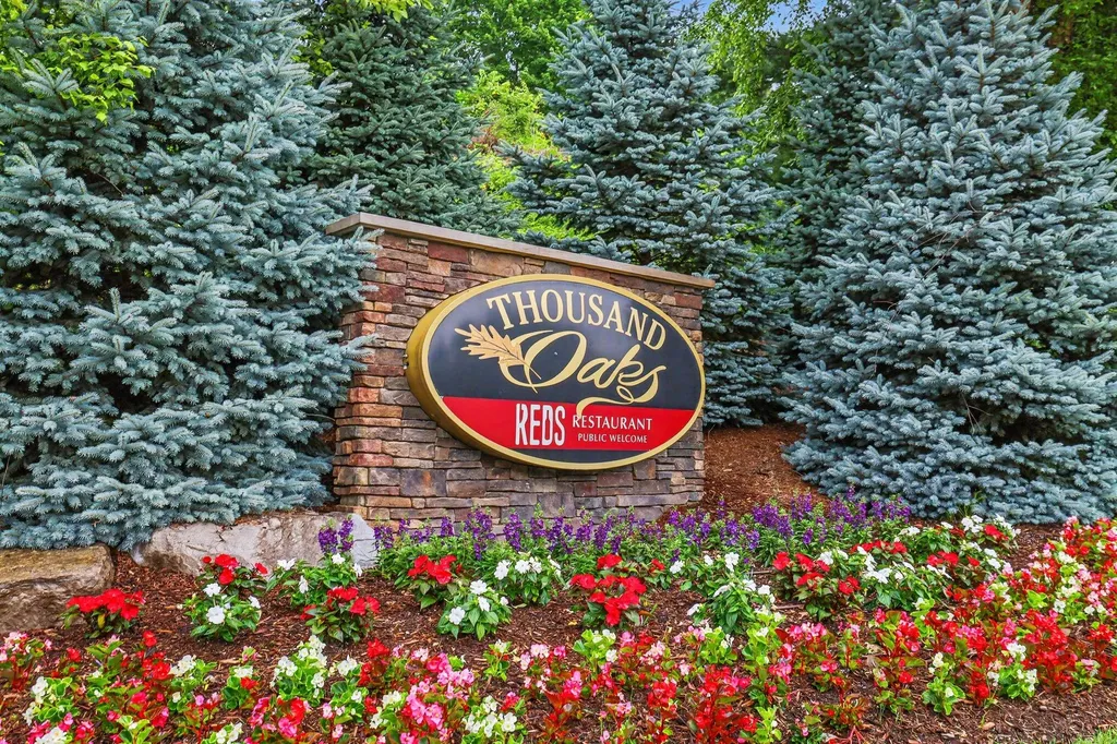 4492 Oak Arbor Drive NE Plainfield Charter Township MI 49525