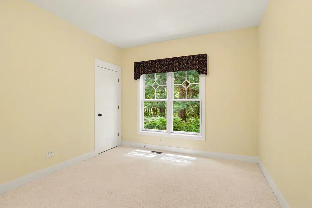 4492 Oak Arbor Drive NE Plainfield Charter Township MI 49525