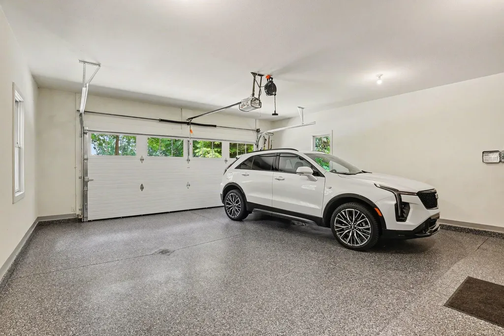 4492 Oak Arbor Drive NE Plainfield Charter Township MI 49525