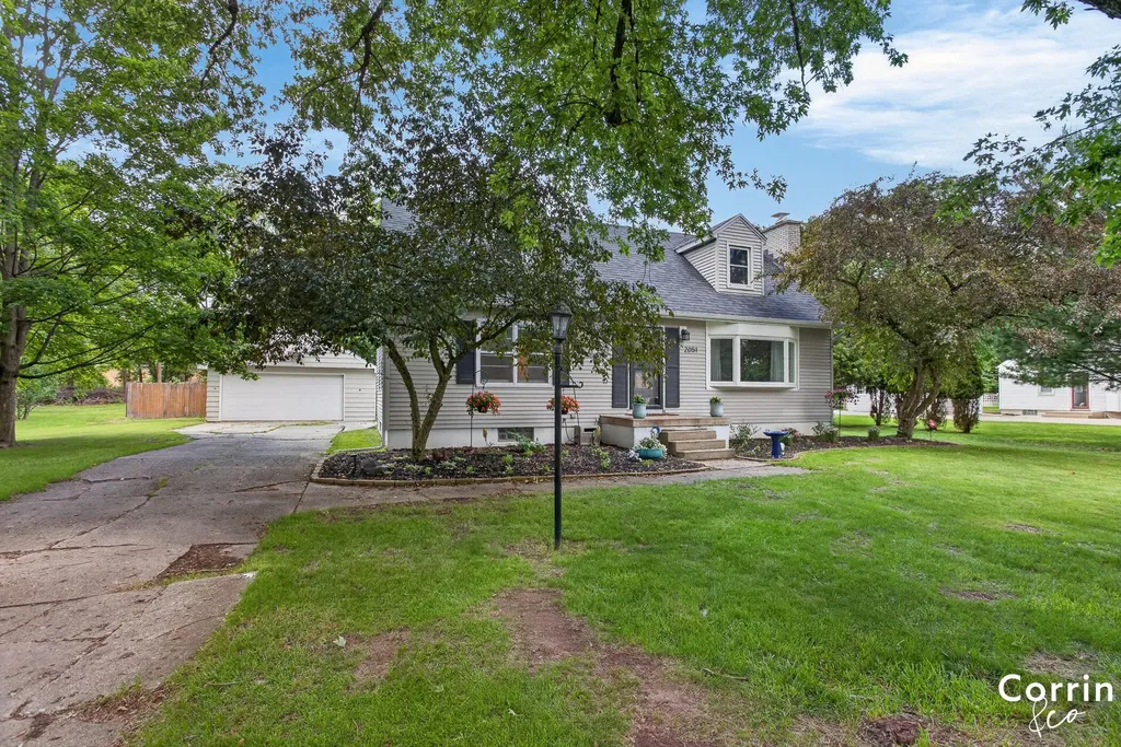 2051 Nolan Avenue NW Walker City MI 49534