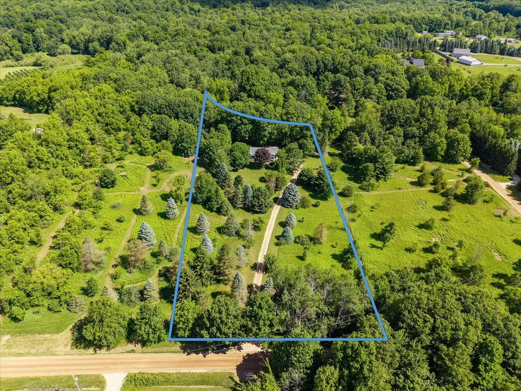 4045 Farrel Road Carlton Township MI 49058