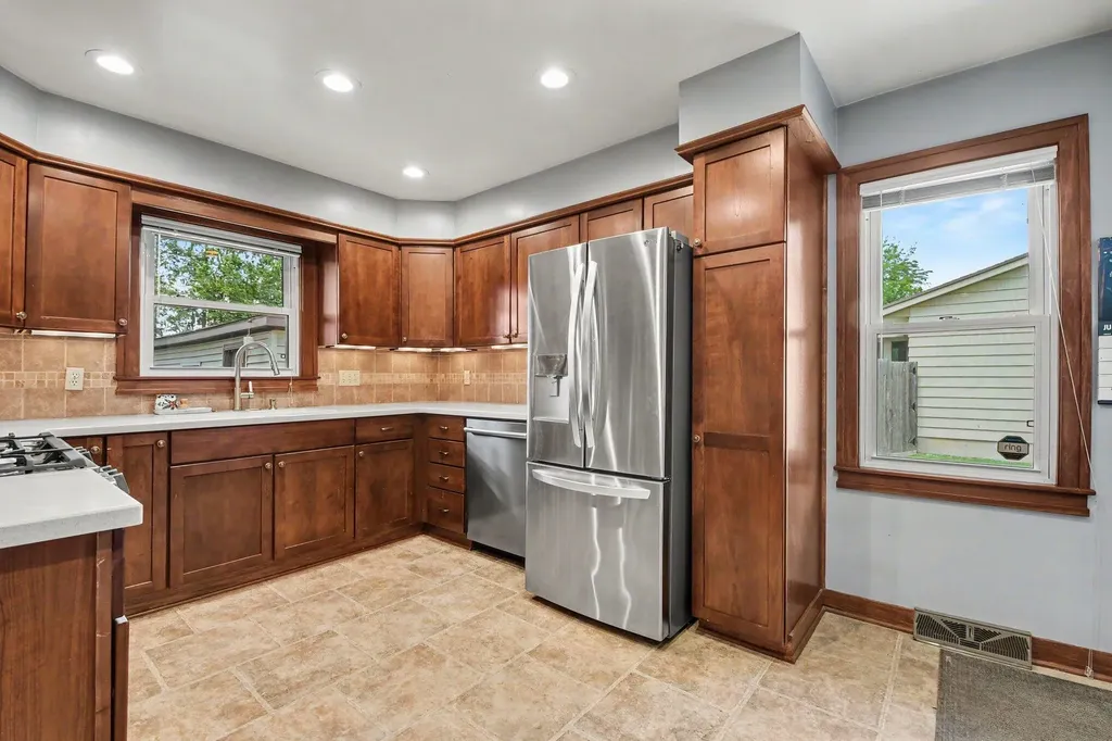 1849 Avondale Drive SE Grand Rapids City MI 49506