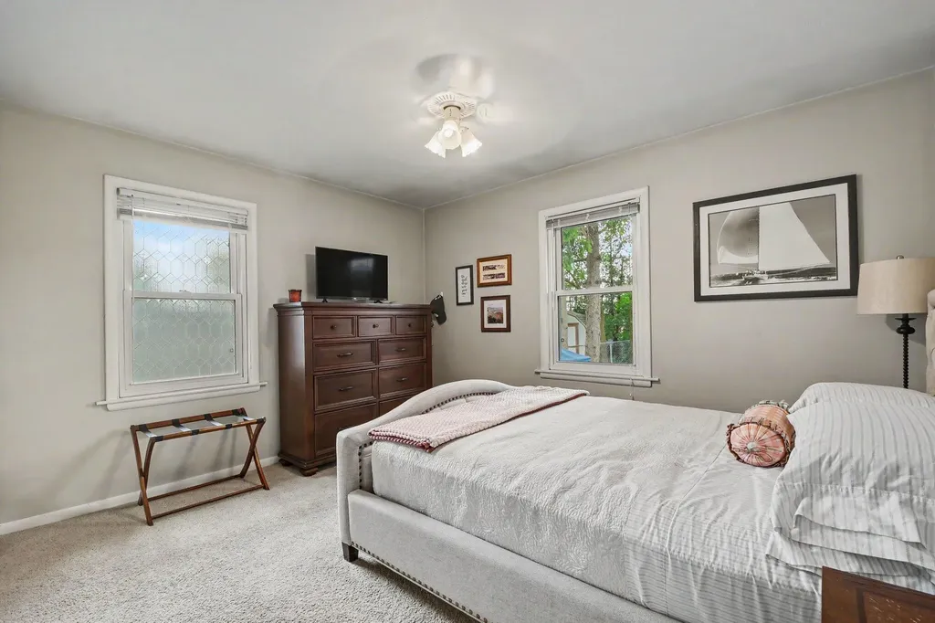 1849 Avondale Drive SE Grand Rapids City MI 49506