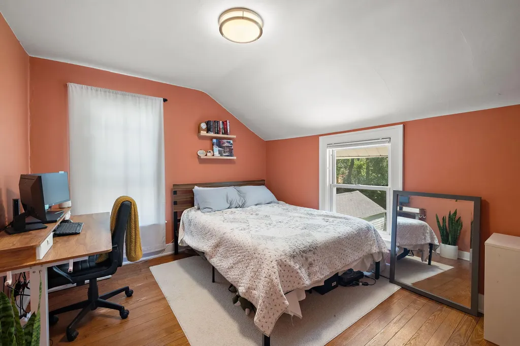 1224 Edith NE Grand Rapids City MI 49505