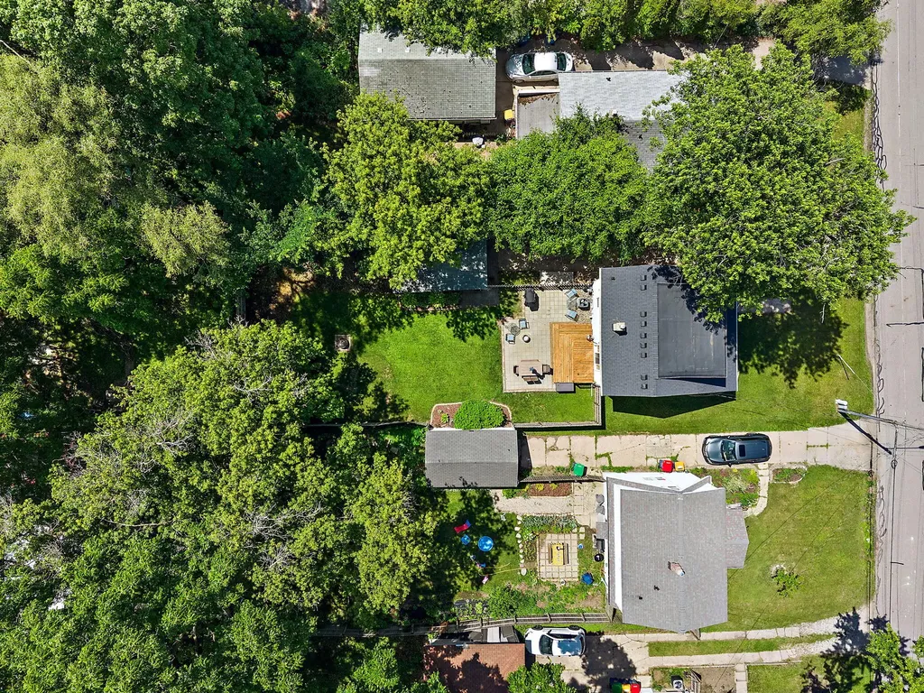 1224 Edith NE Grand Rapids City MI 49505