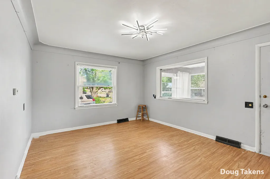 143 Nancy Street SE Kentwood City MI 49548