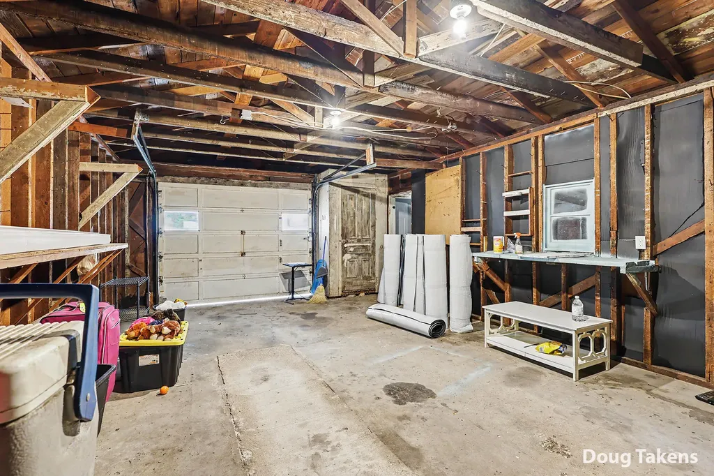 143 Nancy Street SE Kentwood City MI 49548