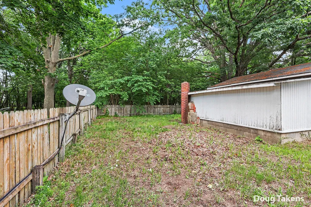143 Nancy Street SE Kentwood City MI 49548