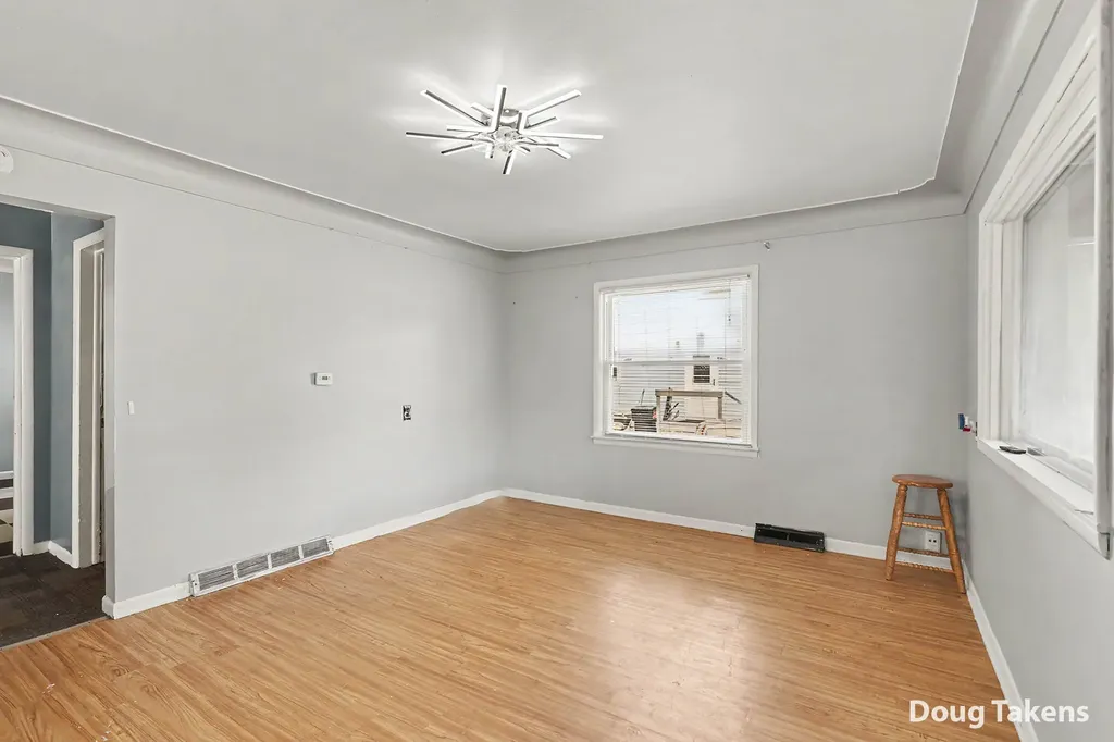 143 Nancy Street SE Kentwood City MI 49548