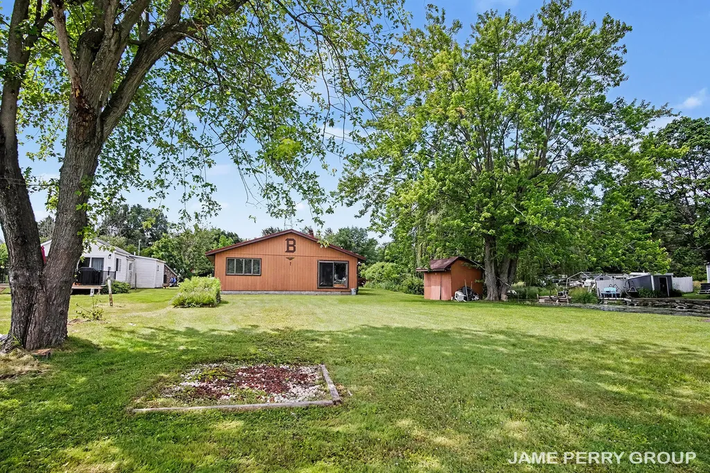 3357 Flint Drive Evergreen Township MI 48884