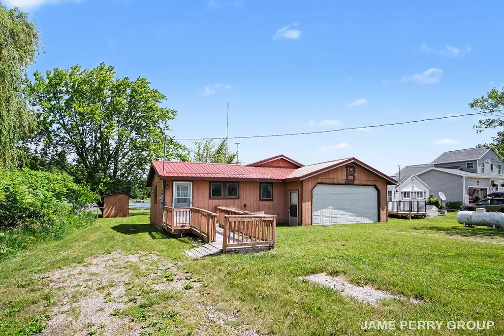 3357 Flint Drive Evergreen Township MI 48884