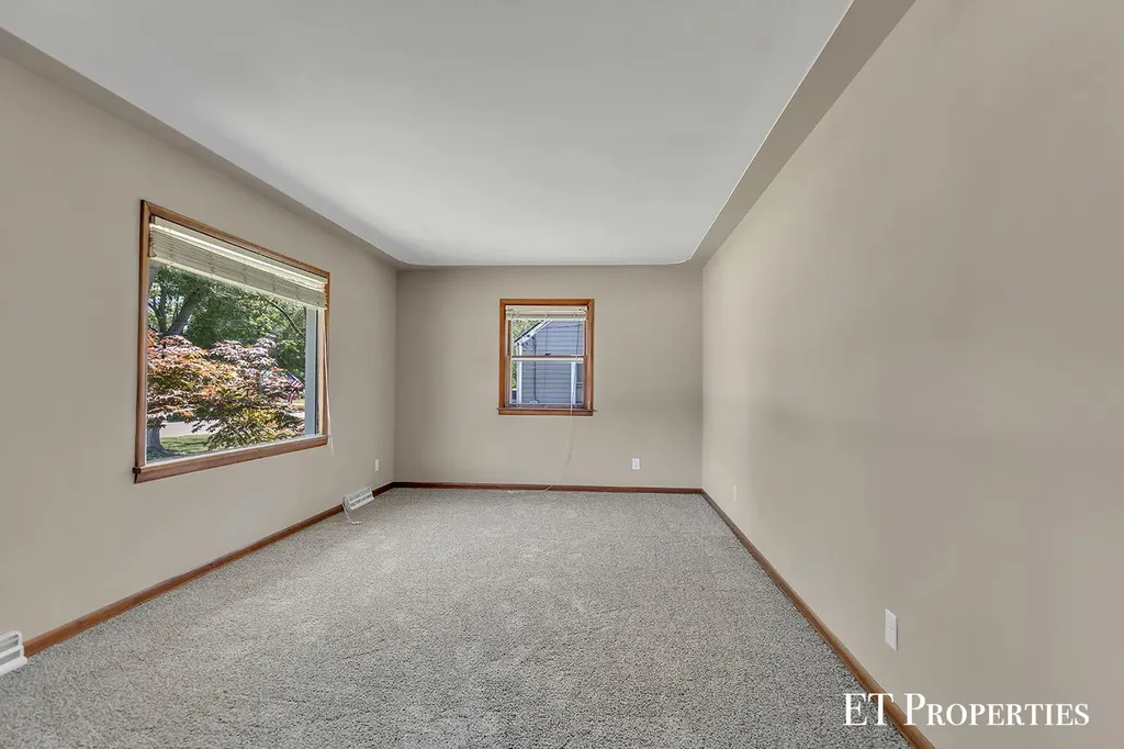 7695 Thomas Avenue Georgetown Charter Township MI 49428