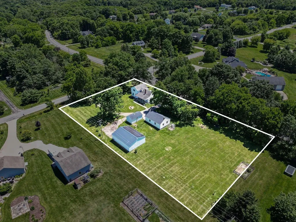 7579 100th Street SE Caledonia Township MI 49316