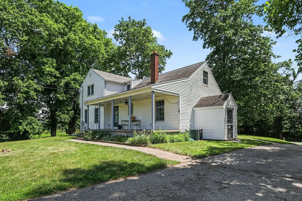7579 100th Street SE Caledonia Township MI 49316