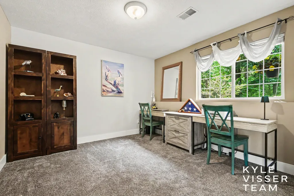 1156 Cumberland Avenue SE Vergennes Township MI 49331