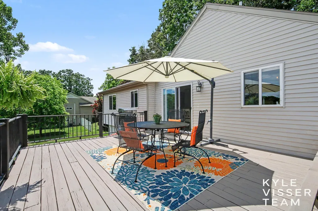 1156 Cumberland Avenue SE Vergennes Township MI 49331