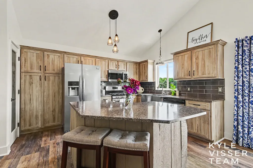 1156 Cumberland Avenue SE Vergennes Township MI 49331