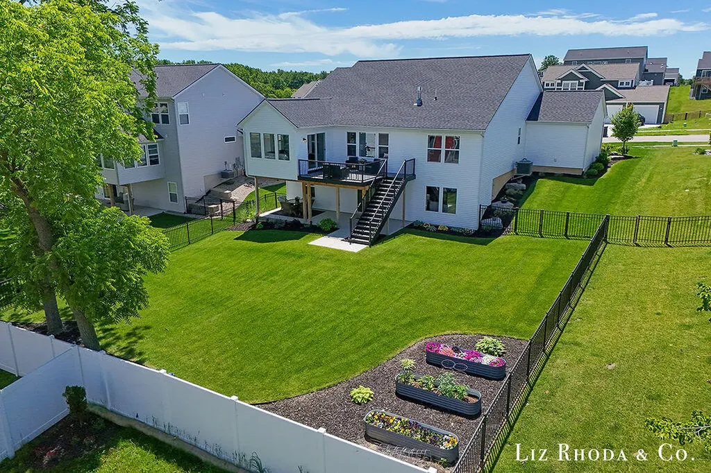 1689 Portadown Road SW Byron Township MI 49315