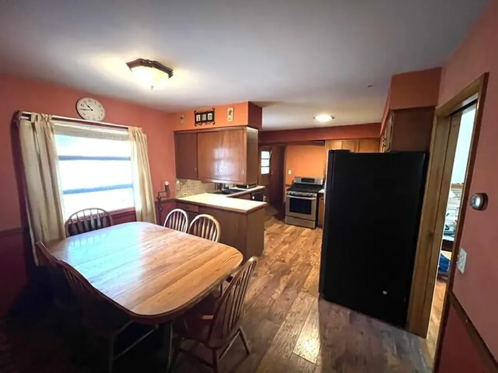 3488 W Manitou Circle Norton Shores City MI 49441