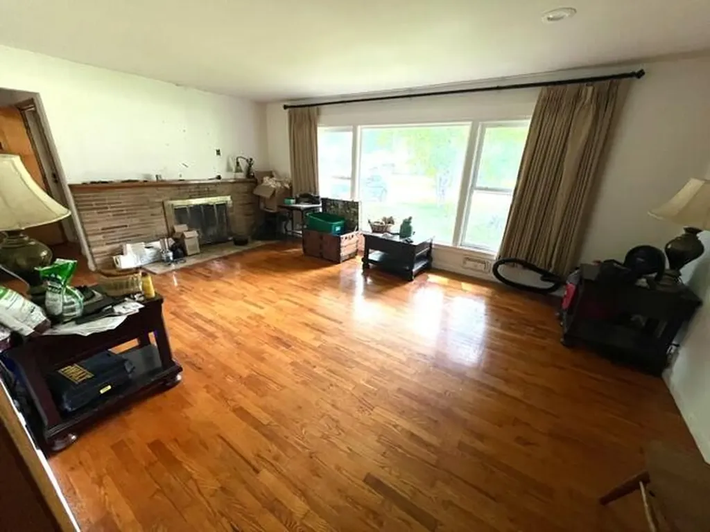 3488 W Manitou Circle Norton Shores City MI 49441