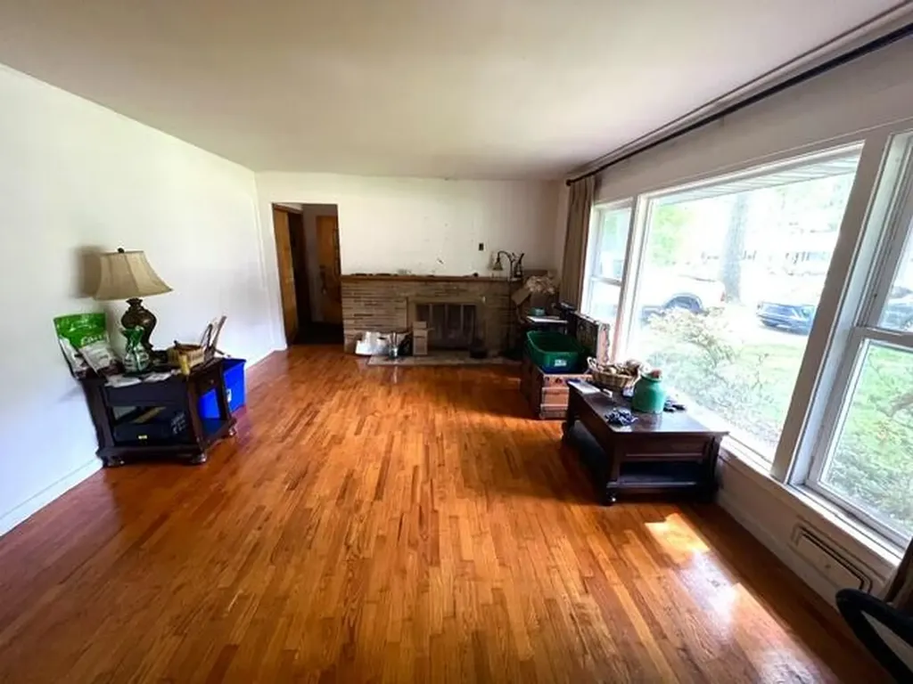 3488 W Manitou Circle Norton Shores City MI 49441