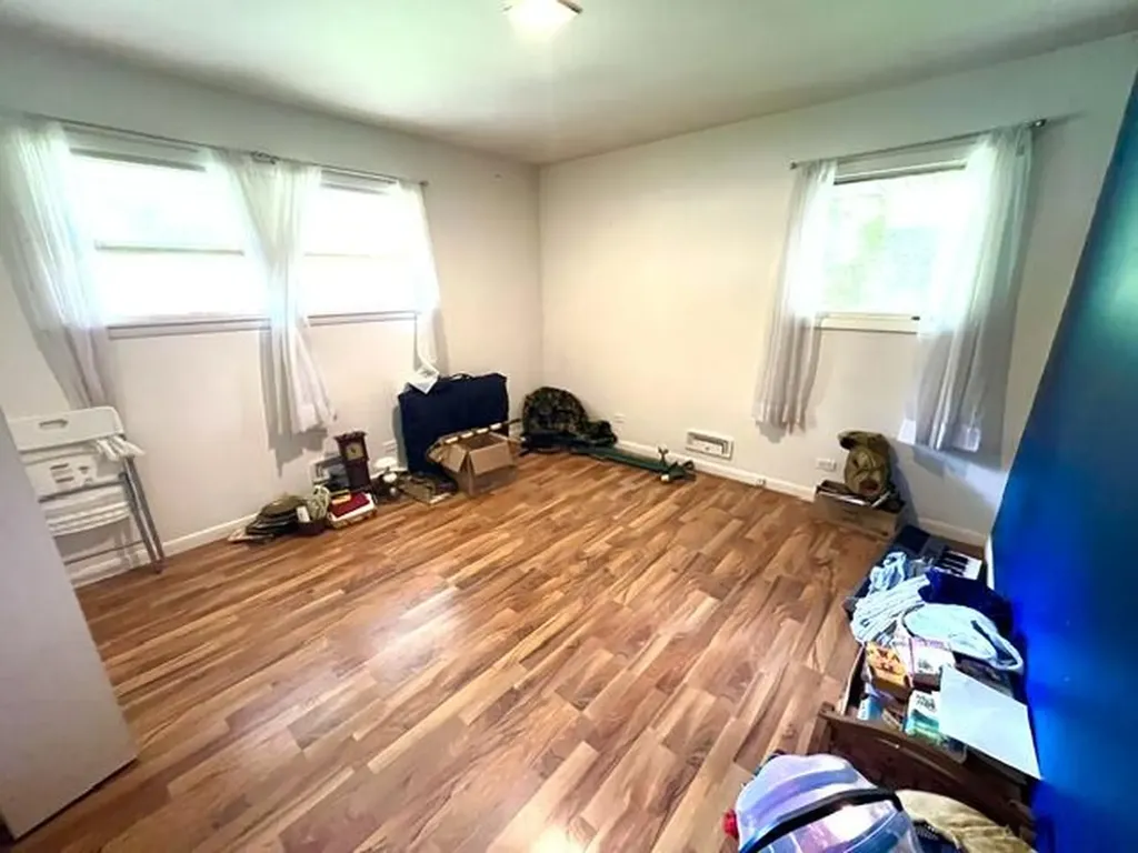 3488 W Manitou Circle Norton Shores City MI 49441