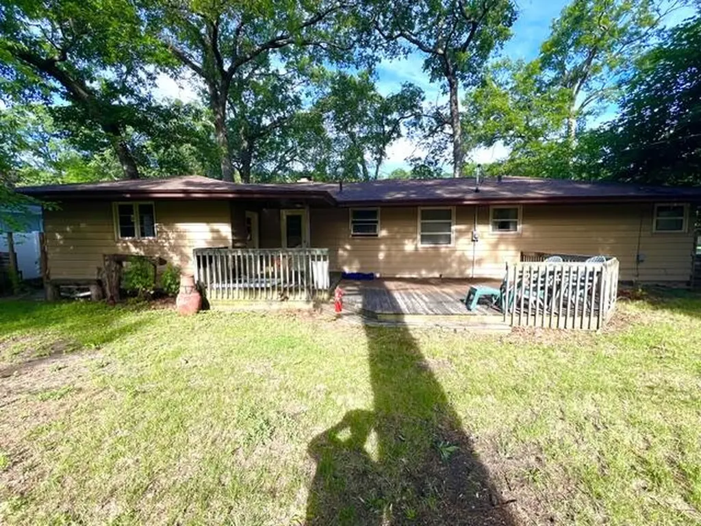 3488 W Manitou Circle Norton Shores City MI 49441