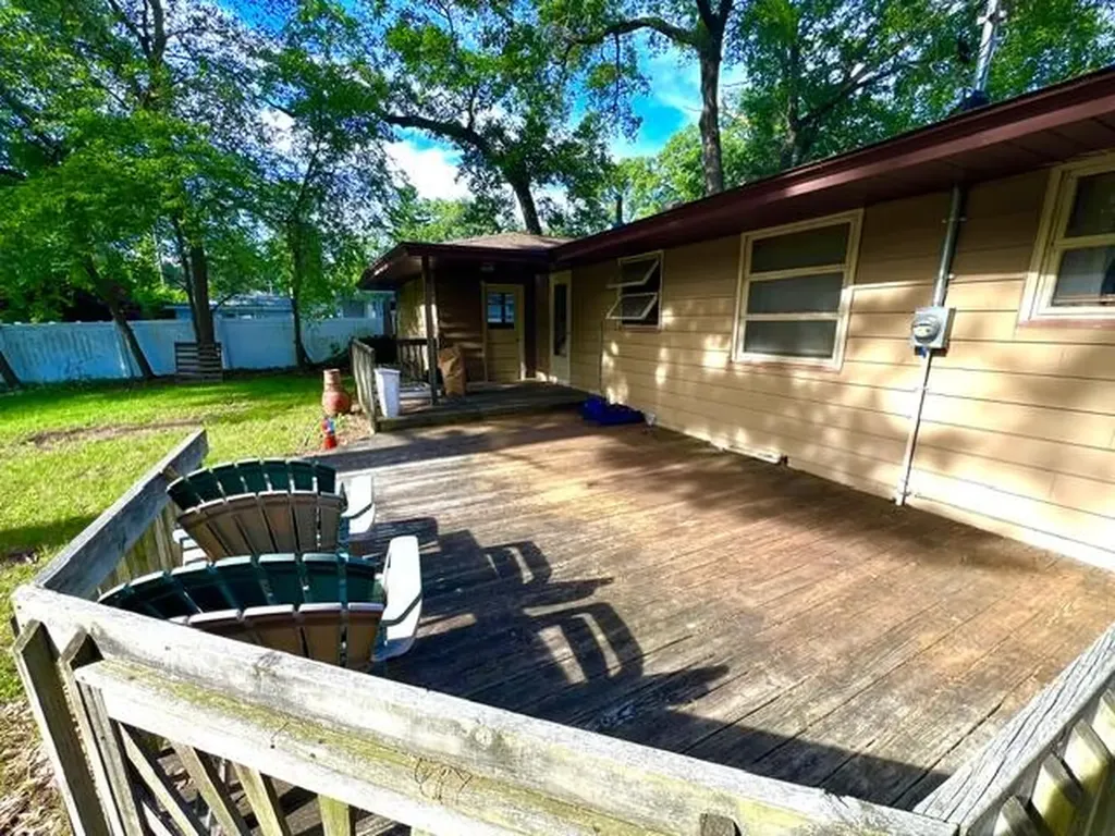 3488 W Manitou Circle Norton Shores City MI 49441