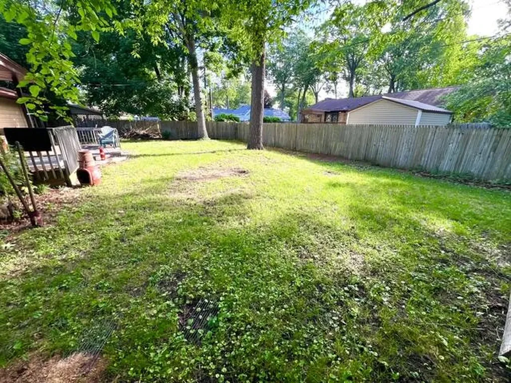 3488 W Manitou Circle Norton Shores City MI 49441