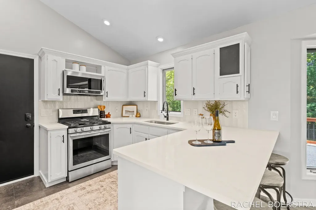 9271 Hessler Drive NE Courtland Township MI 49341