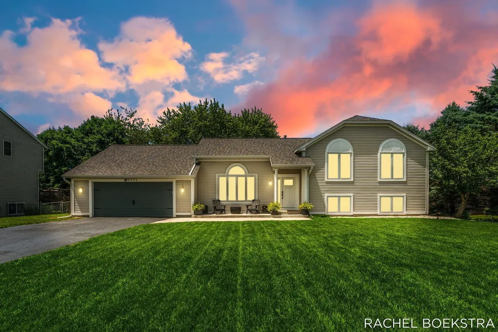 9271 Hessler Drive NE Courtland Township MI 49341