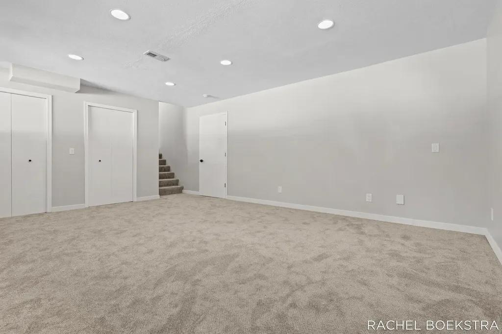 9271 Hessler Drive NE Courtland Township MI 49341