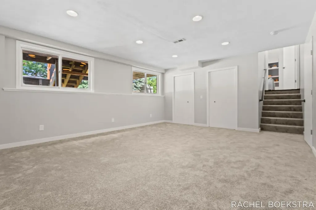 9271 Hessler Drive NE Courtland Township MI 49341