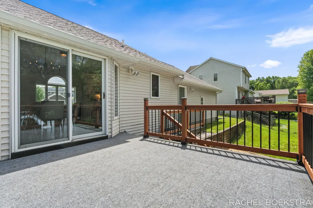 9271 Hessler Drive NE Courtland Township MI 49341