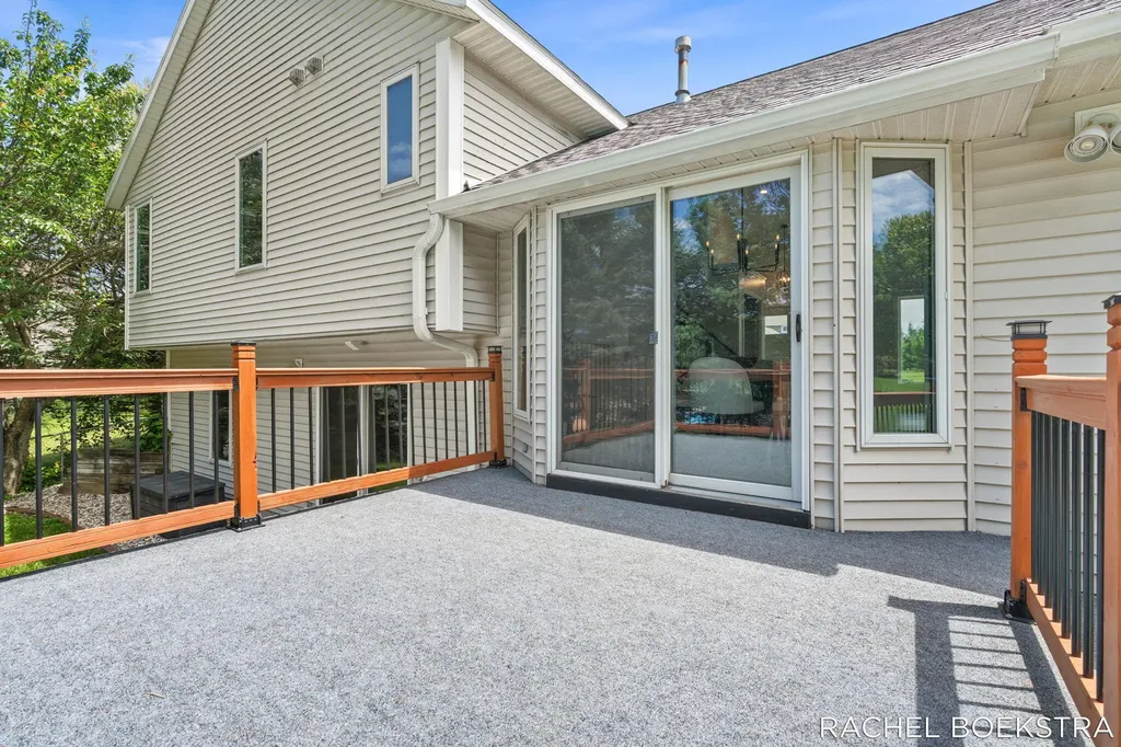 9271 Hessler Drive NE Courtland Township MI 49341