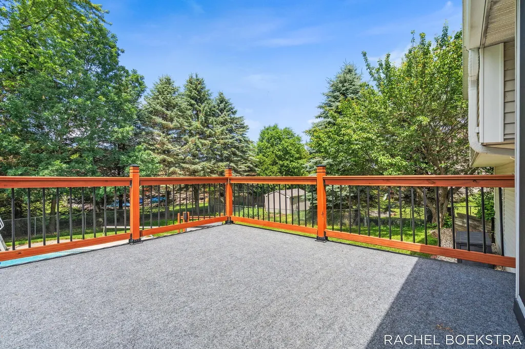 9271 Hessler Drive NE Courtland Township MI 49341