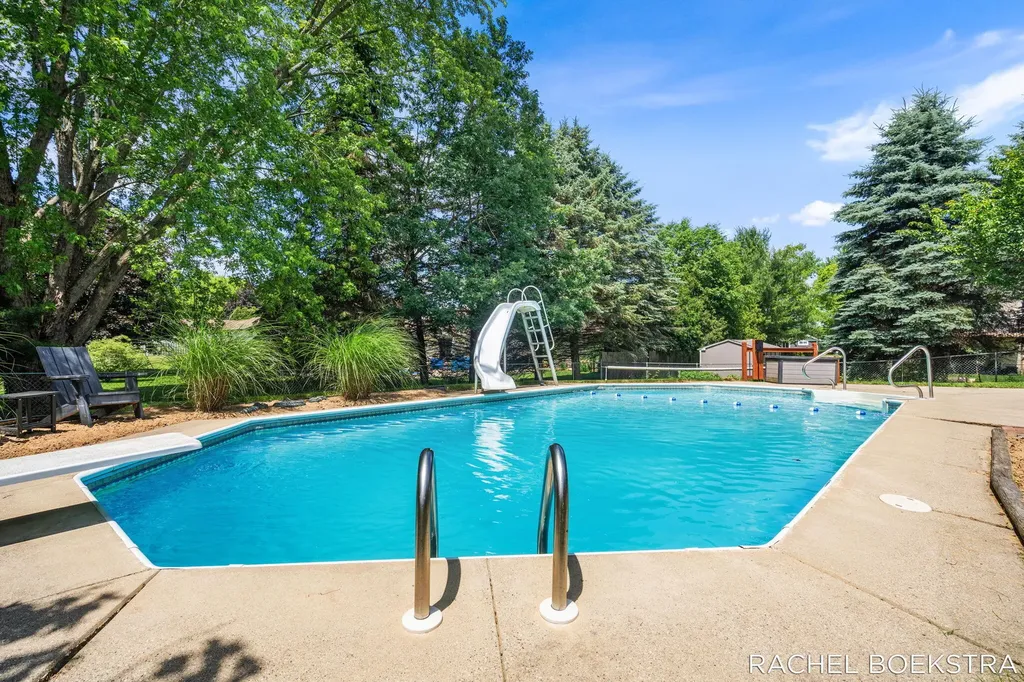 9271 Hessler Drive NE Courtland Township MI 49341