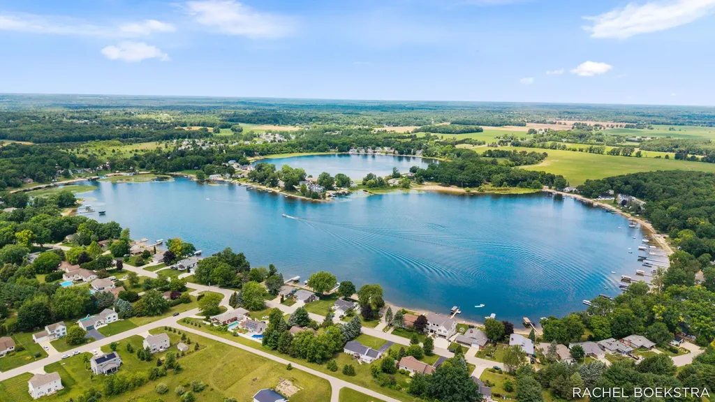 9271 Hessler Drive NE Courtland Township MI 49341