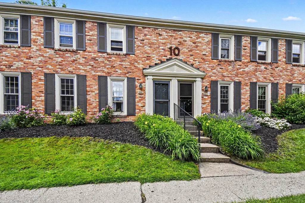 2529 Abbington Drive SE Grand Rapids City MI 49506